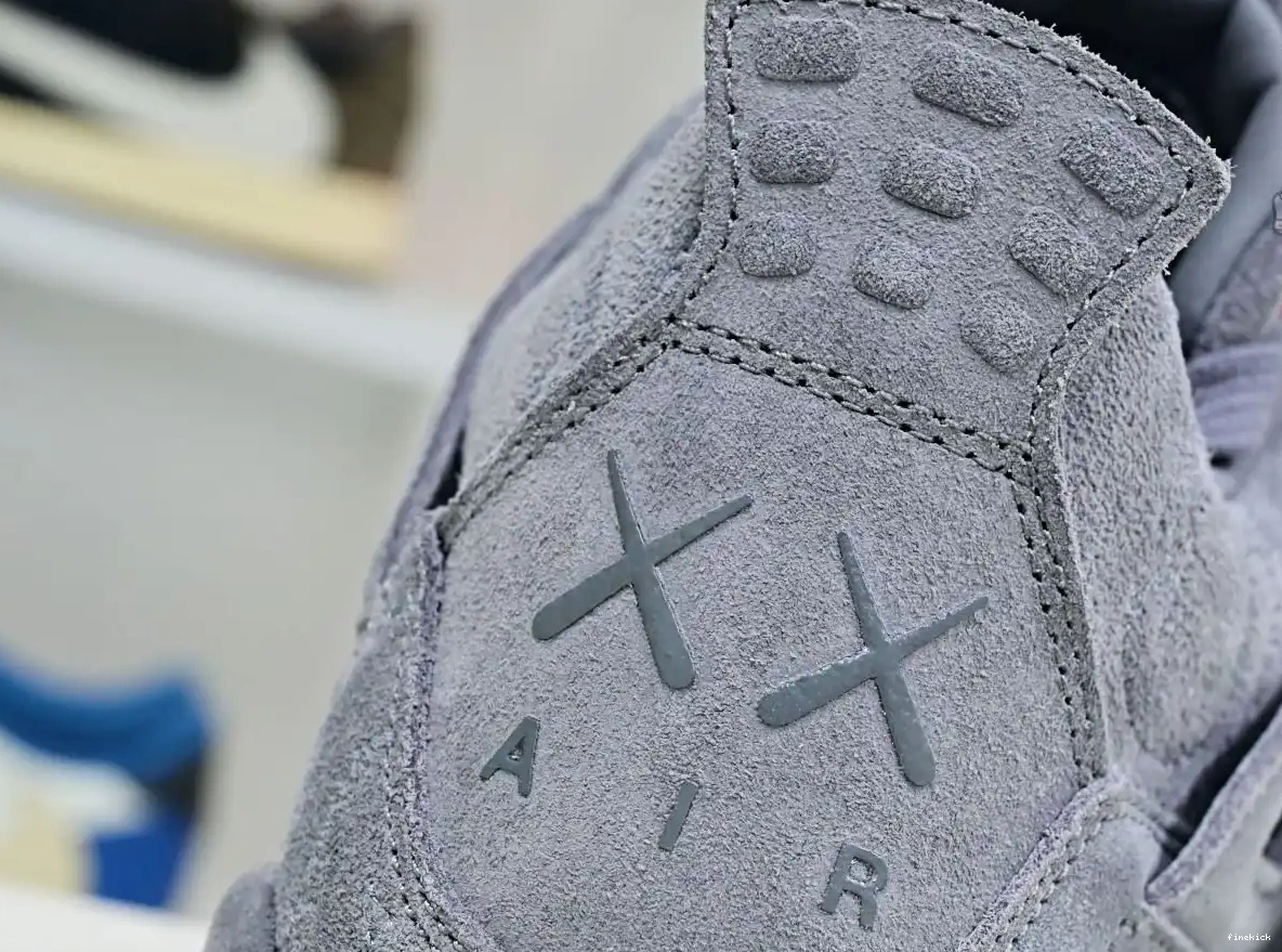 kaws Air 4 retro Jordan Jordan 0520